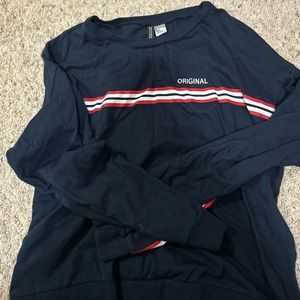 Navy blue long sleeve shirt size (L)